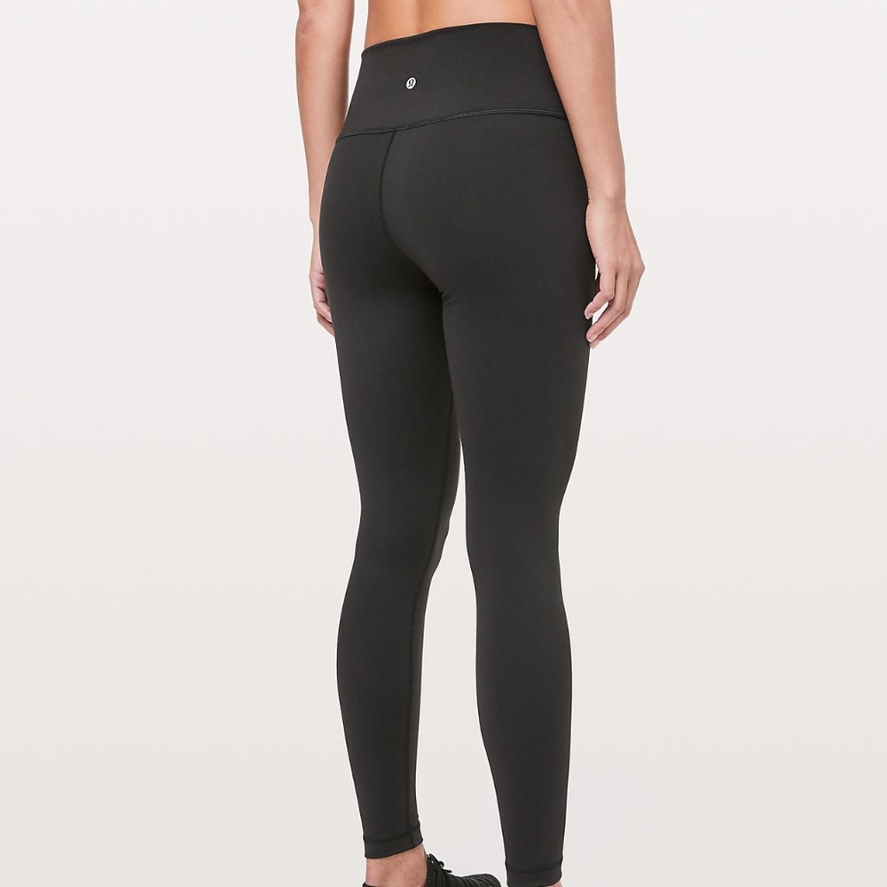 Black Lululemon Wunder Under Leggings